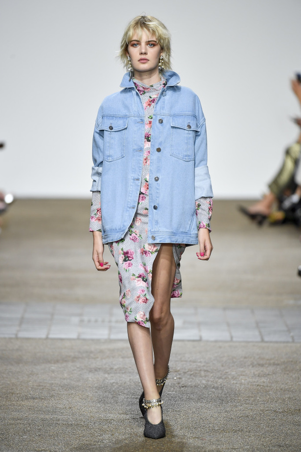 مجموعة TopShop Unique لربيع وصيف ٢٠١٧!