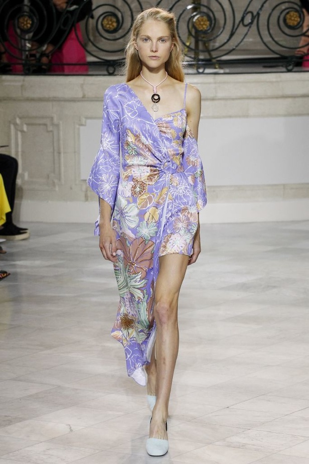 مجموعة بيتر بيلوتو لربيع و صيف 2018