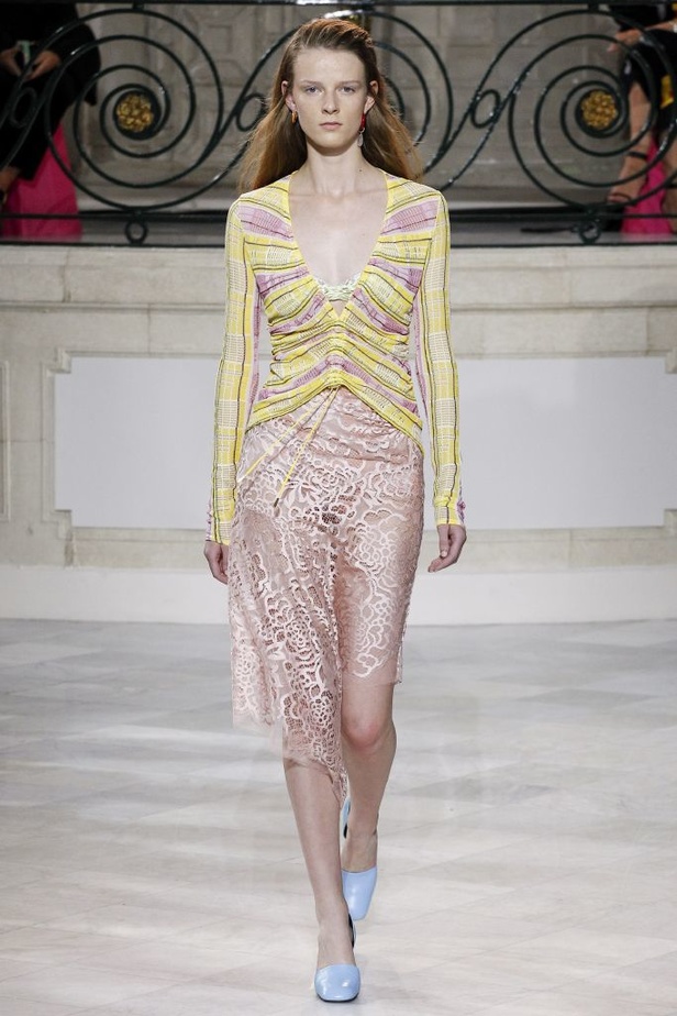 مجموعة بيتر بيلوتو لربيع و صيف 2018