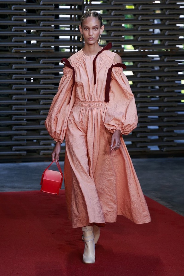 مجموعة روكساندا لموسم ربيع وصيف 2019