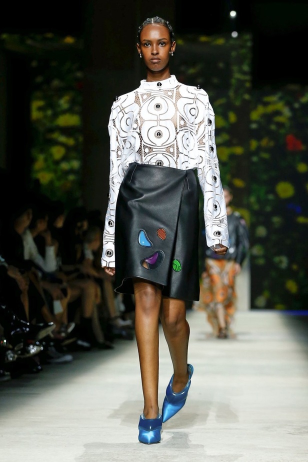 اسبوع الموضة في لندن 2019 أزياء CHRISTOPHER KANE الفاخرة لربيع وصيف 2020