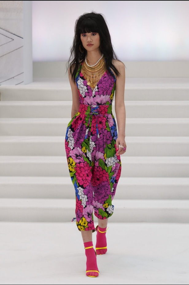 اسبوع الموضة في لندن 2019  أزياء PAUL COSTELLO الجاهزة لربيع وصيف 2020