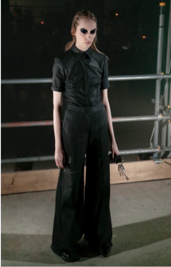 عرض أزياء المصمم Gareth Pugh لخريف وشتاء 2017