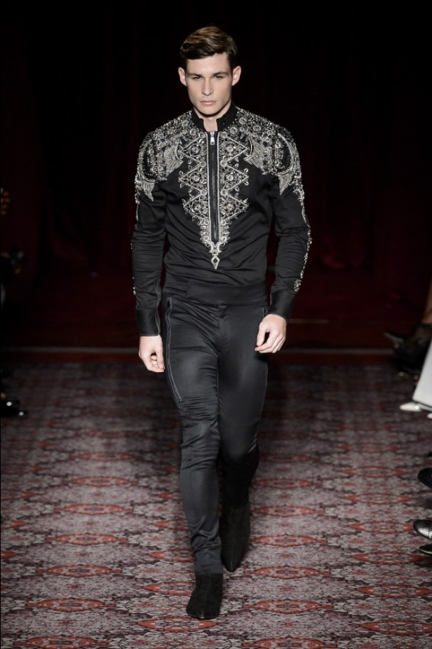 مجموعة جوليان ماكدونالد للألبسة الجاهزة لخريف و شتاء 2017