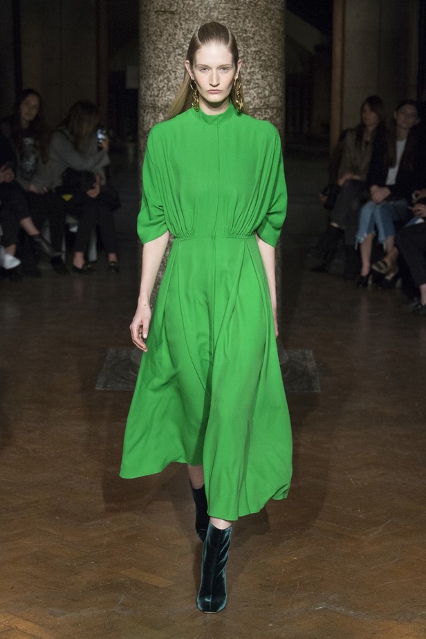 مجموعة EMILIA WICKSTEAD لموسم خريف وشتاء 2017