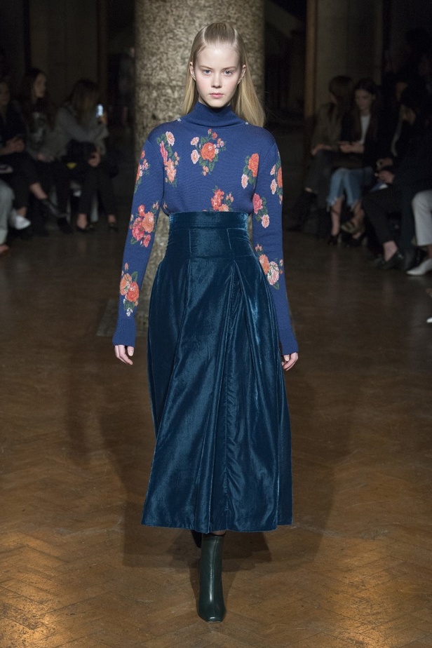 مجموعة EMILIA WICKSTEAD لموسم خريف وشتاء 2017