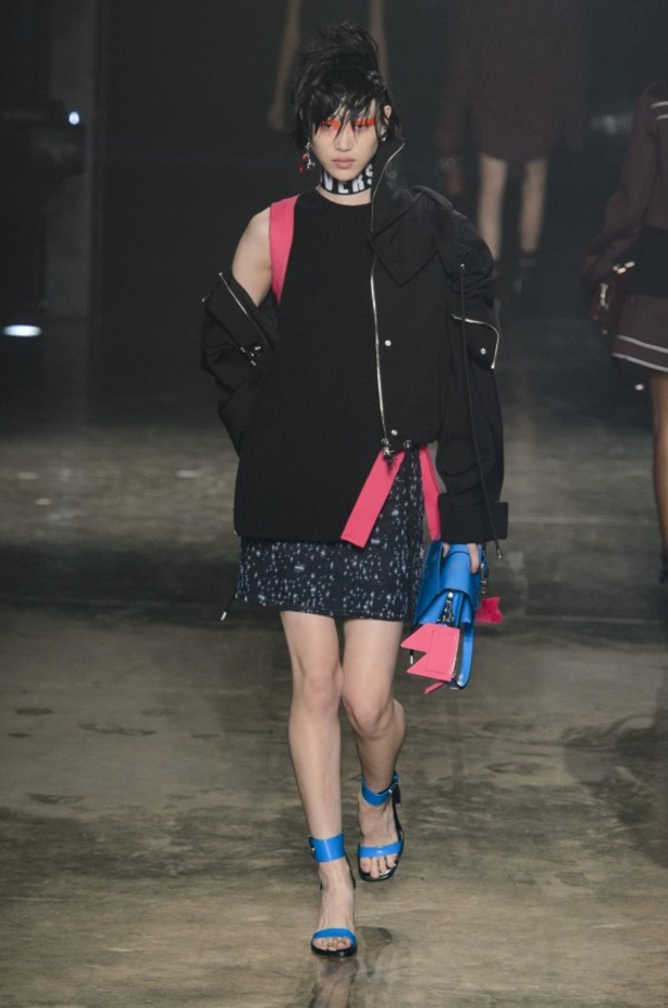 مجموعة Versus Versace للألبسة الجاهزة لخريف و شتاء 2017