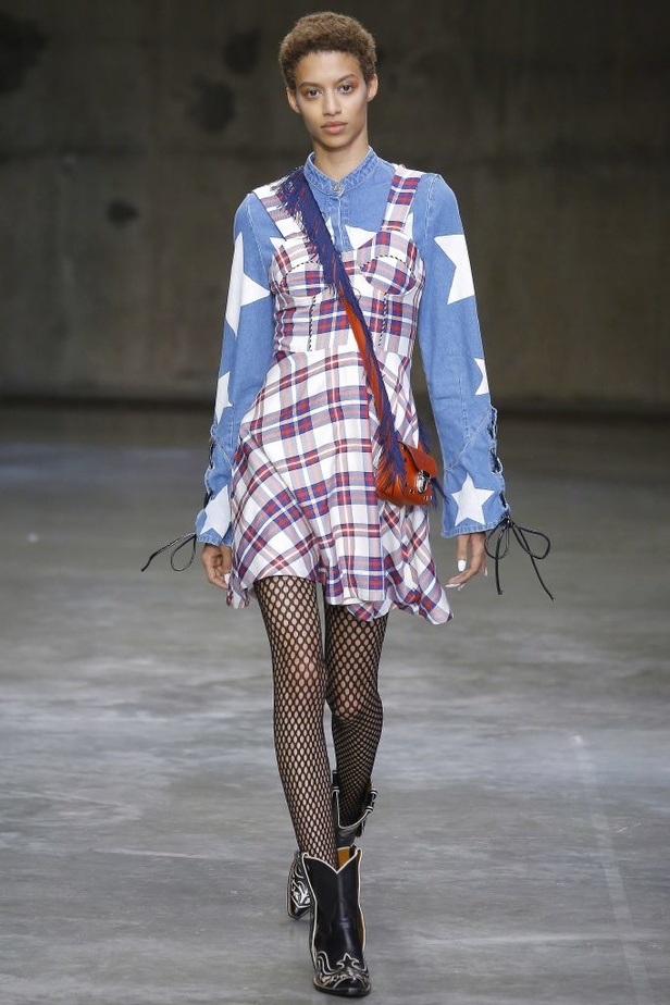 مجموعة هاوس أوف هولاند للألبسة الجاهزة لخريف و شتاء 2017