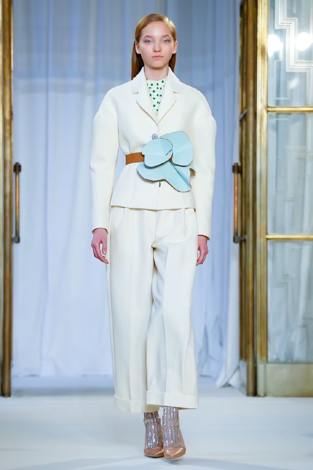 عرض ازياء ديلبوزو لموسم خريف وشتاء 2018