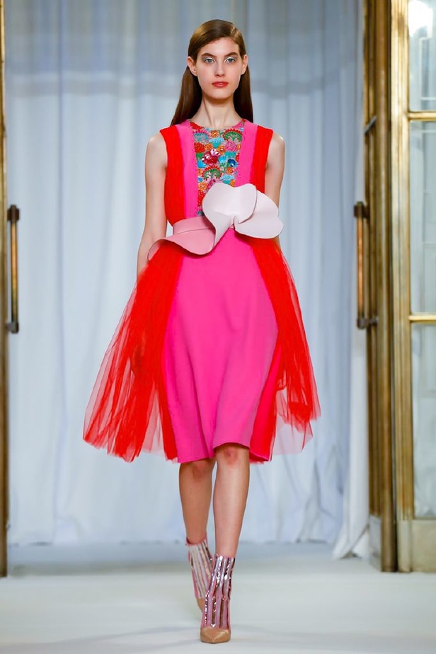 عرض ازياء ديلبوزو لموسم خريف وشتاء 2018