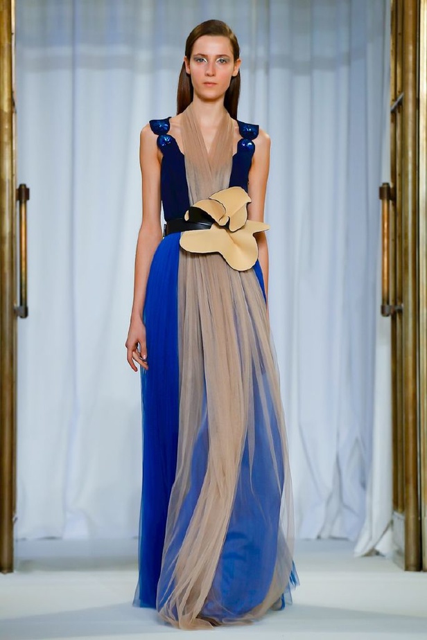 عرض ازياء ديلبوزو لموسم خريف وشتاء 2018