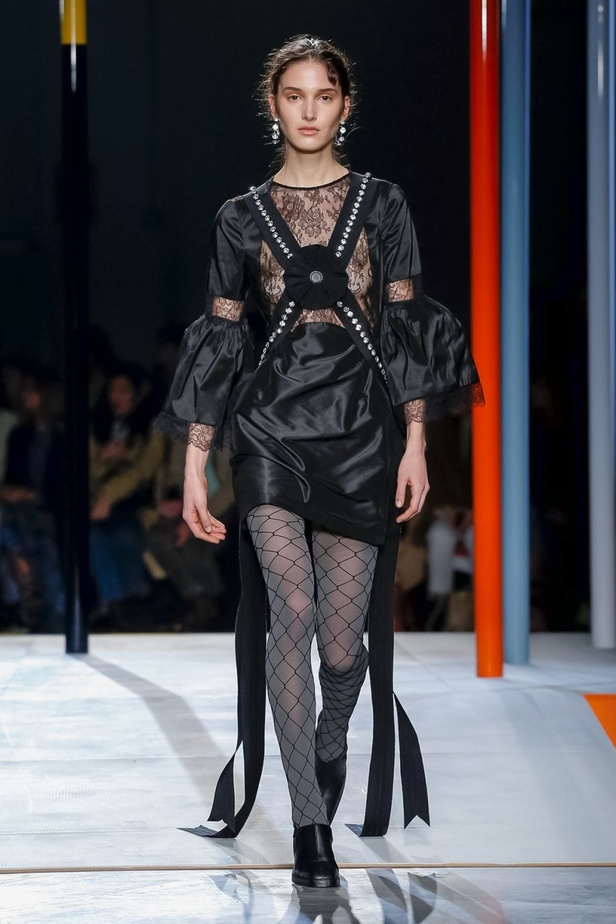 مجموعة Preen By Thornton Bregazzi للألبسة الجاهزة لخريف و شتاء 2019