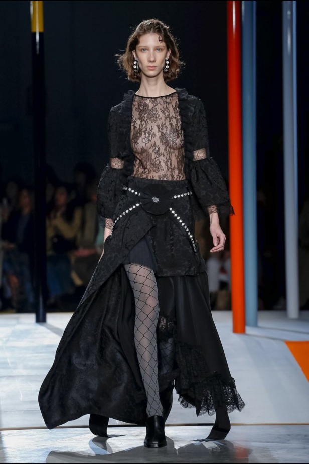 مجموعة Preen By Thornton Bregazzi للألبسة الجاهزة لخريف و شتاء 2019