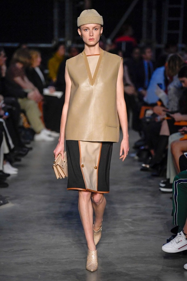 مجموعة Burberry  للألبسة الجاهزة لخريف و شتاء 2019