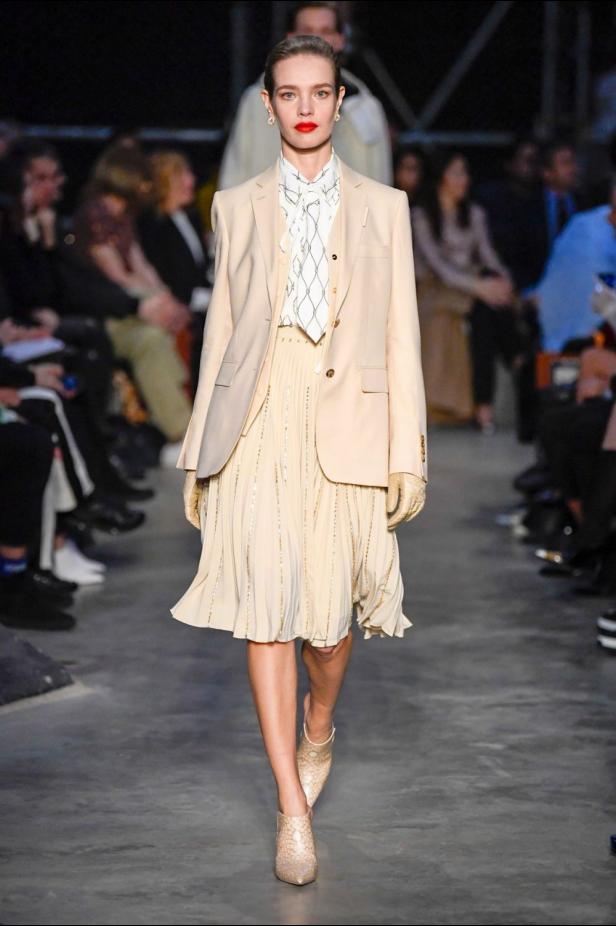 مجموعة Burberry  للألبسة الجاهزة لخريف و شتاء 2019