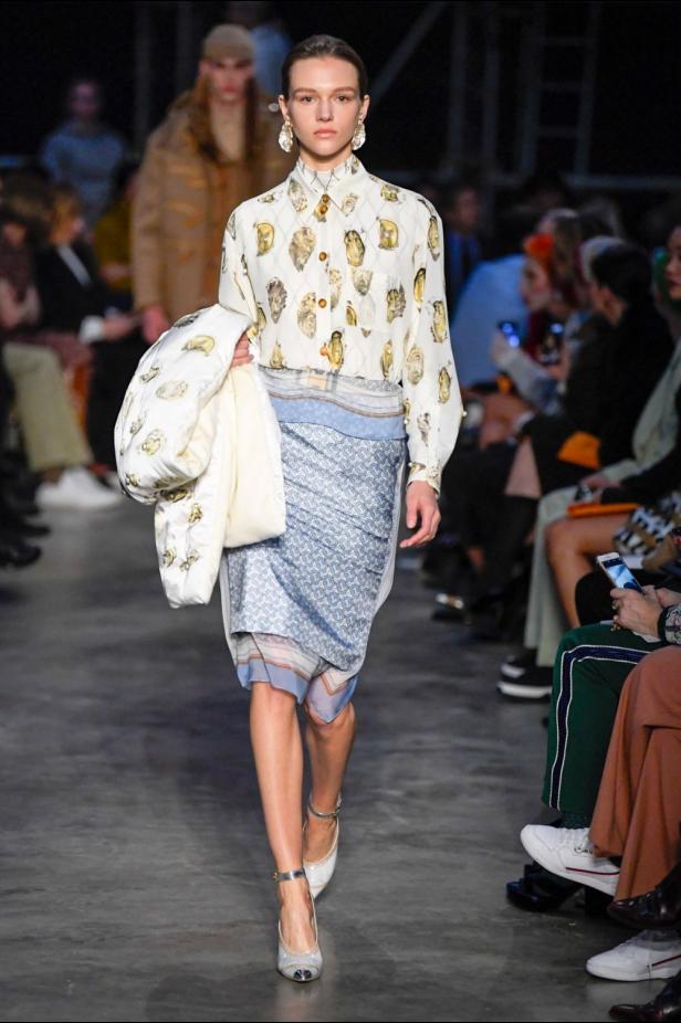 مجموعة Burberry  للألبسة الجاهزة لخريف و شتاء 2019