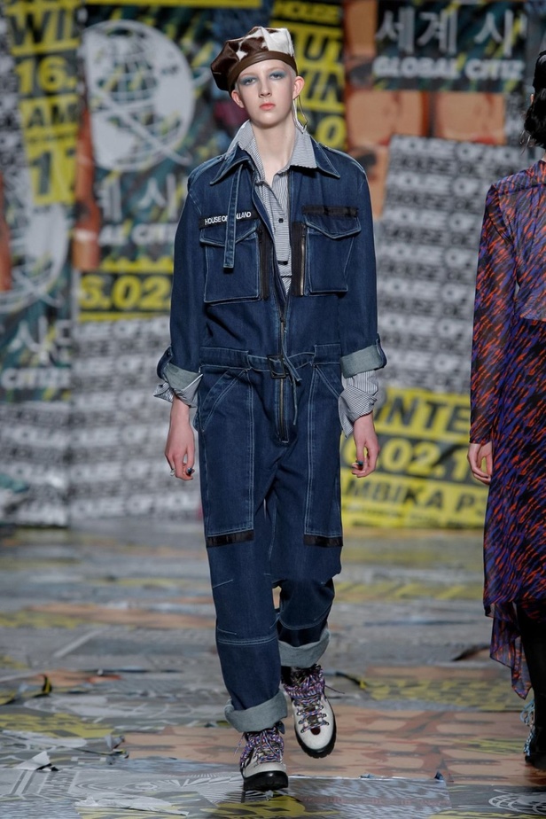 عرض أزياء هاوس أوف هولاند لخريف وشتاء 2019‏