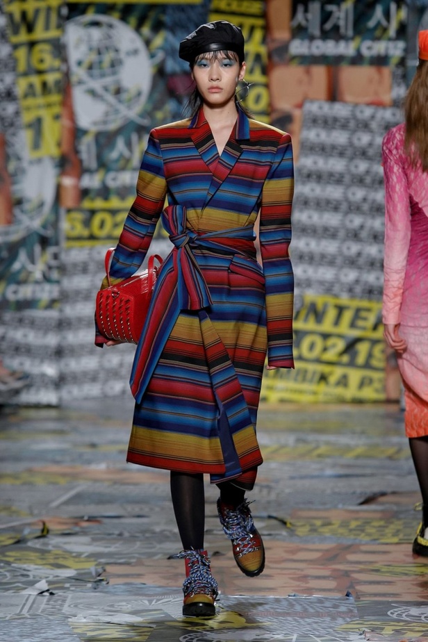 عرض أزياء هاوس أوف هولاند لخريف وشتاء 2019‏