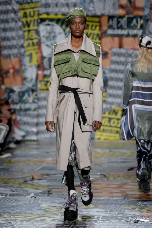 عرض أزياء هاوس أوف هولاند لخريف وشتاء 2019‏