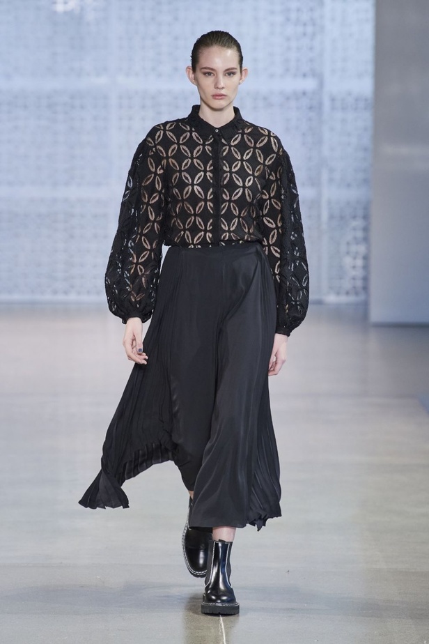 مجموعة نون باي نور لخريف وشتاء 2020-2021من اسبوع الموضة في نيويورك