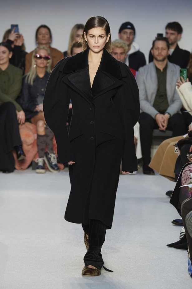 مجموعة JW Anderson للالبسة الجاهزة من اسبوع الموضة في لندن 2020