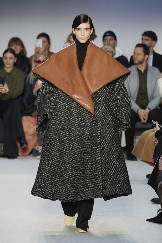 مجموعة JW Anderson للالبسة الجاهزة من اسبوع الموضة في لندن 2020