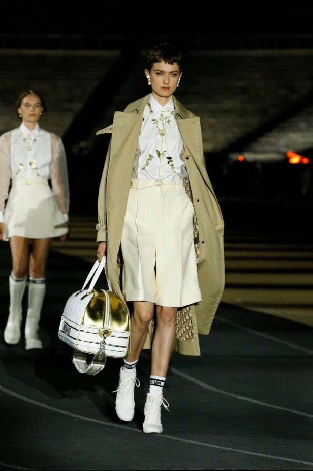 صور حصرية لـ"هي" من عرض أزياء مجموعة ديور كروز Dior Cruise 2022