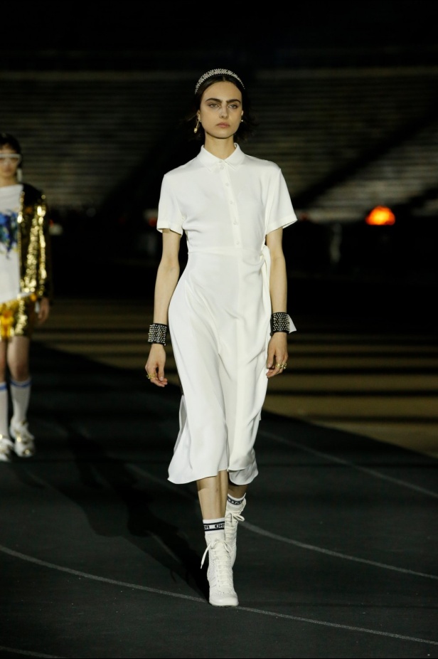 صور حصرية لـ"هي" من عرض أزياء مجموعة ديور كروز Dior Cruise 2022