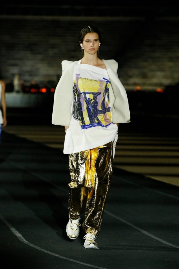 صور حصرية لـ"هي" من عرض أزياء مجموعة ديور كروز Dior Cruise 2022