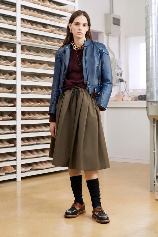 صور عرض ازياء مجموعة Tod's Pre Collection ربيع 2021 