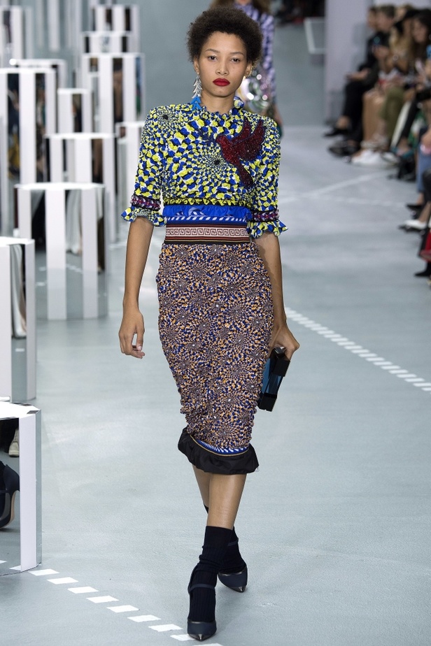 مجموعة Mary Katrantzou  لربيع وصيف 2017