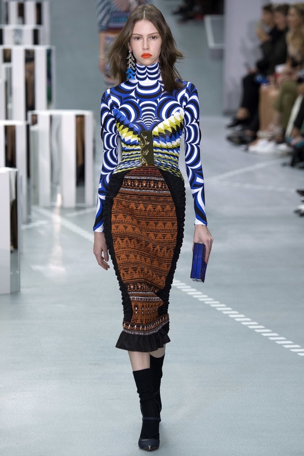 مجموعة Mary Katrantzou  لربيع وصيف 2017