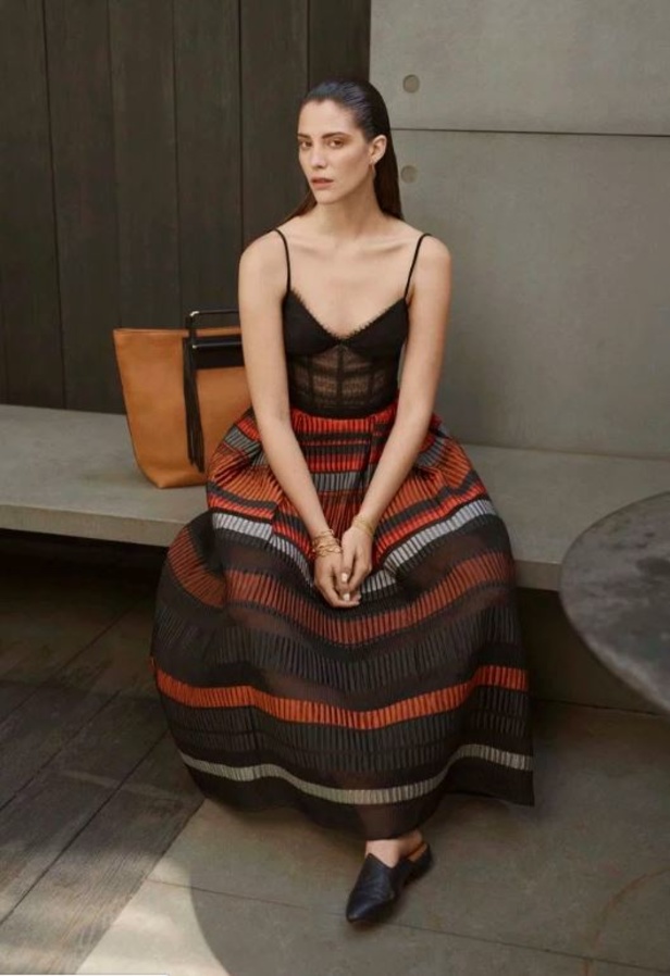 مجموعة Amanda Wakeley لربيع وصيف 2019