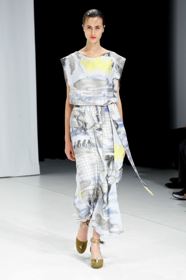 مجموعة Chalayan للألبسة الجاهزة لربيع 2019