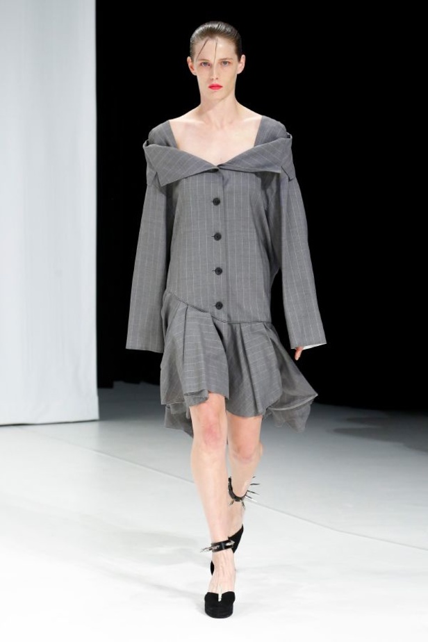 مجموعة Chalayan للألبسة الجاهزة لربيع 2019