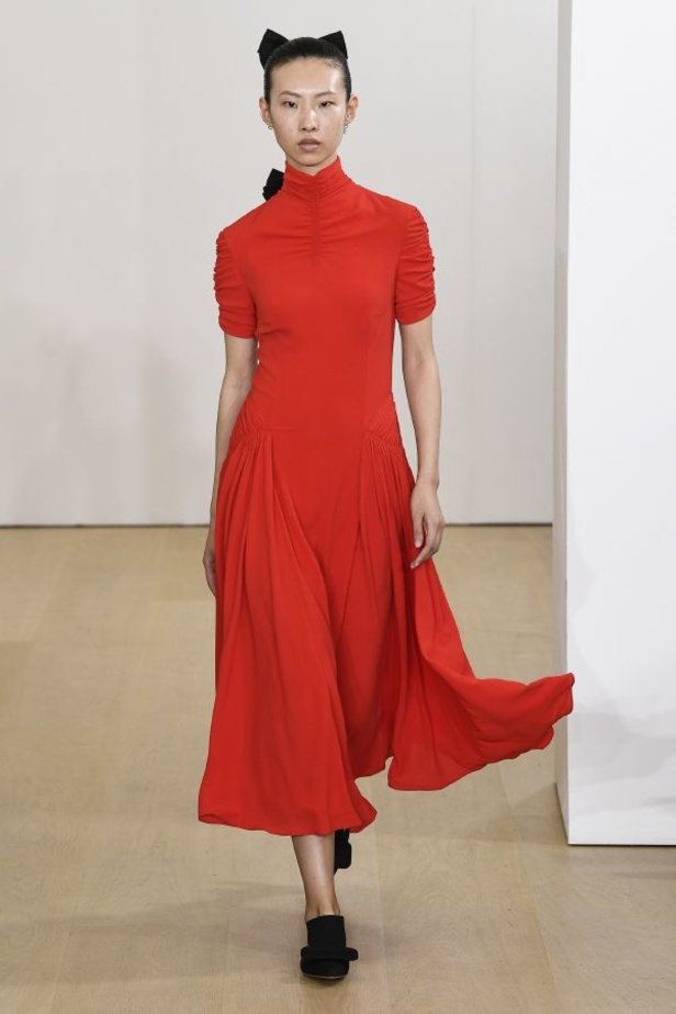 مجموعة Emilia Wickstead للألبسة الجاهزة لربيع 2019