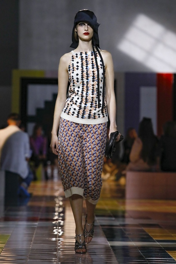 اسبوع الموضة في ميلان 2019 مجموعة PRADA لربيع وصيف 2020 