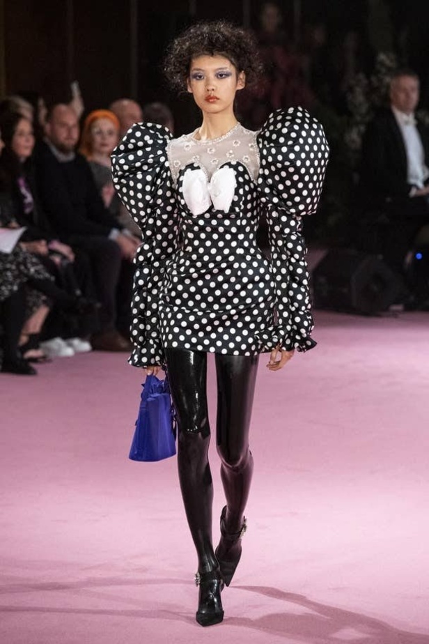 اسبوع الموضة في لندن 2019  مجموعة RICHARD QUINN للأزياء  لربيع وصيف 2020