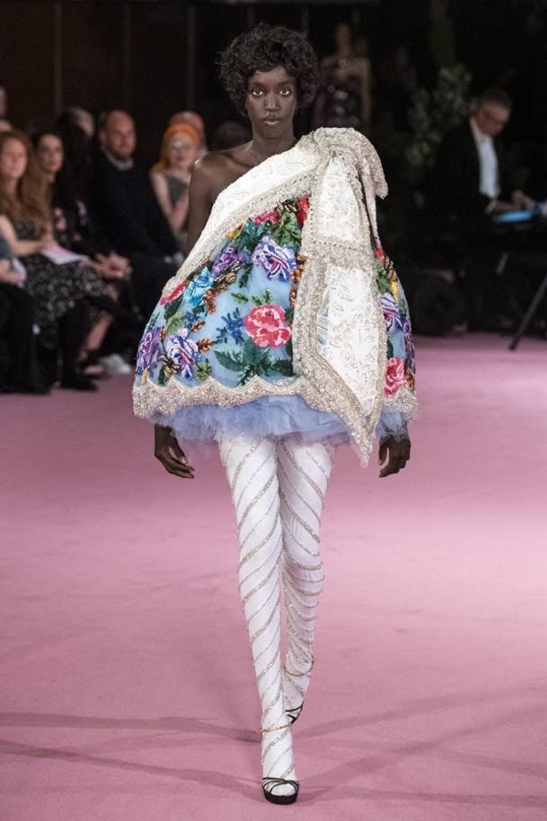 اسبوع الموضة في لندن 2019  مجموعة RICHARD QUINN للأزياء  لربيع وصيف 2020