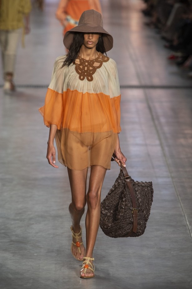 اسبوع الموضة في ميلان 2019 أزياء ALBERTA FERRETTI الفاخرة لربيع وصيف 2020