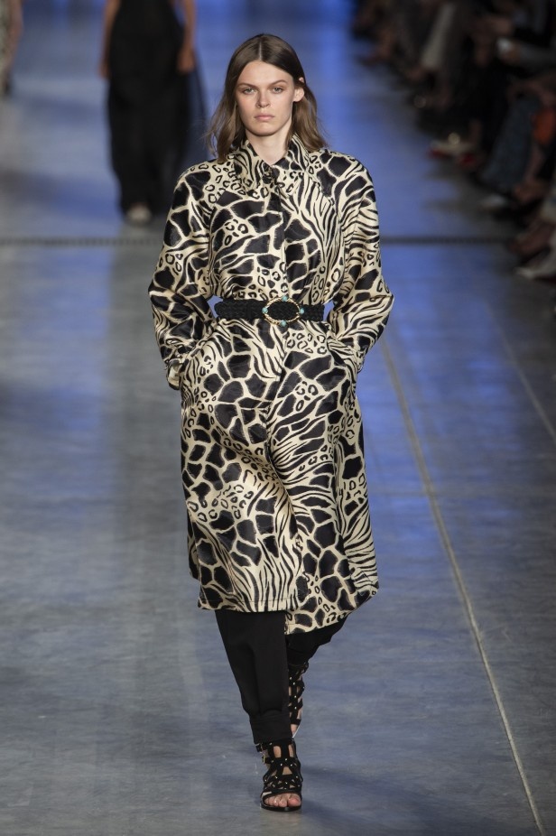 اسبوع الموضة في ميلان 2019 أزياء ALBERTA FERRETTI الفاخرة لربيع وصيف 2020