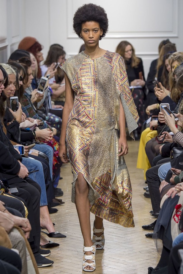 مجموعة "جي دبليو أندرسون" لموسم خريف وشتاء 2017-2018