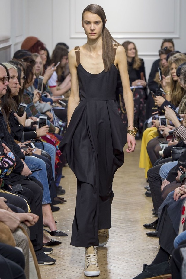 مجموعة "جي دبليو أندرسون" لموسم خريف وشتاء 2017-2018