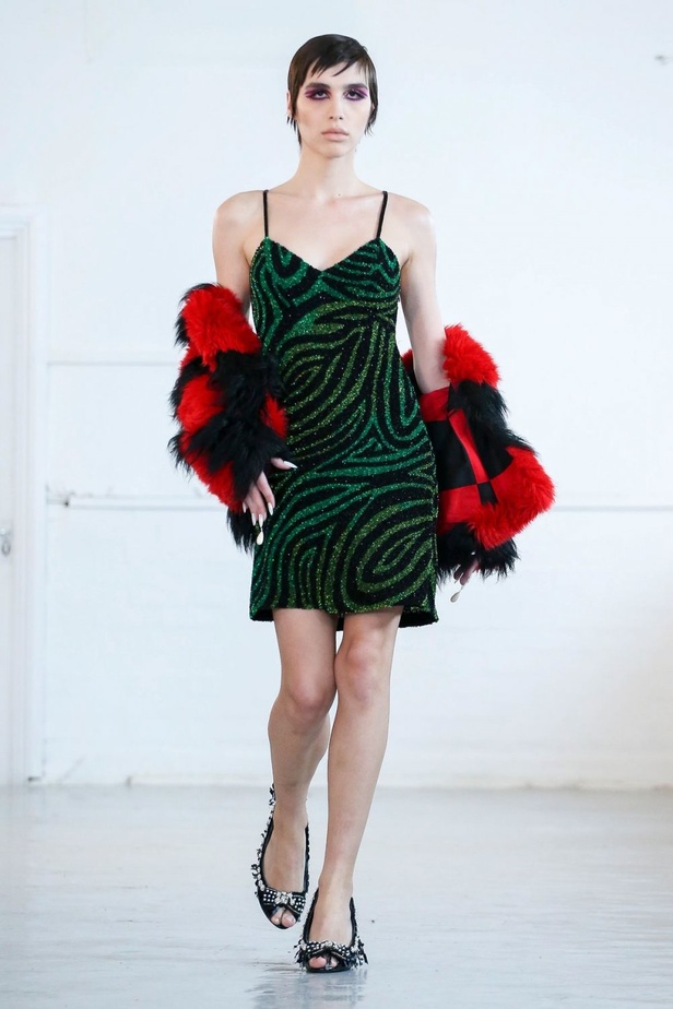 ازياء ASHISH الجاهزة من اسبوع الموضة في لندن لخريف وشتاء2020-2021