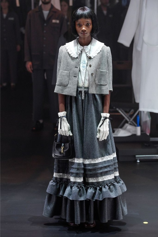 عرض ازياء دار GUCCI لخريف وشتاء 2020-2021 مباشرة من ميلانو 