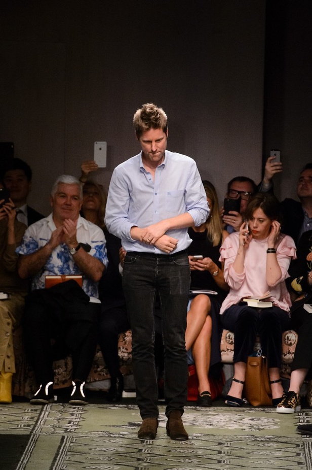 مجموعة “بربري” لموسم خريف وشتاء 2016-2017 من منصة العرض الى الاسواق فورا