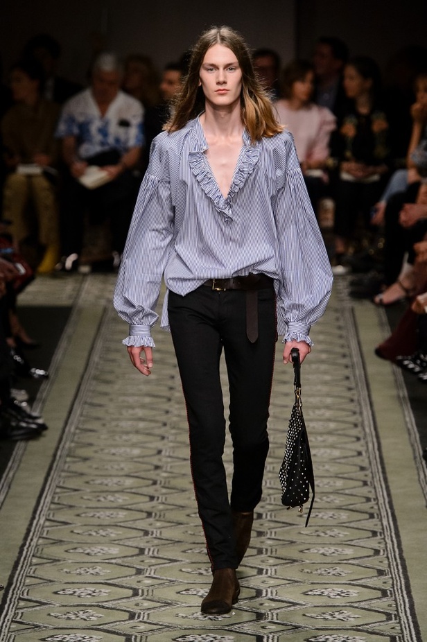 مجموعة “بربري” لموسم خريف وشتاء 2016-2017 من منصة العرض الى الاسواق فورا