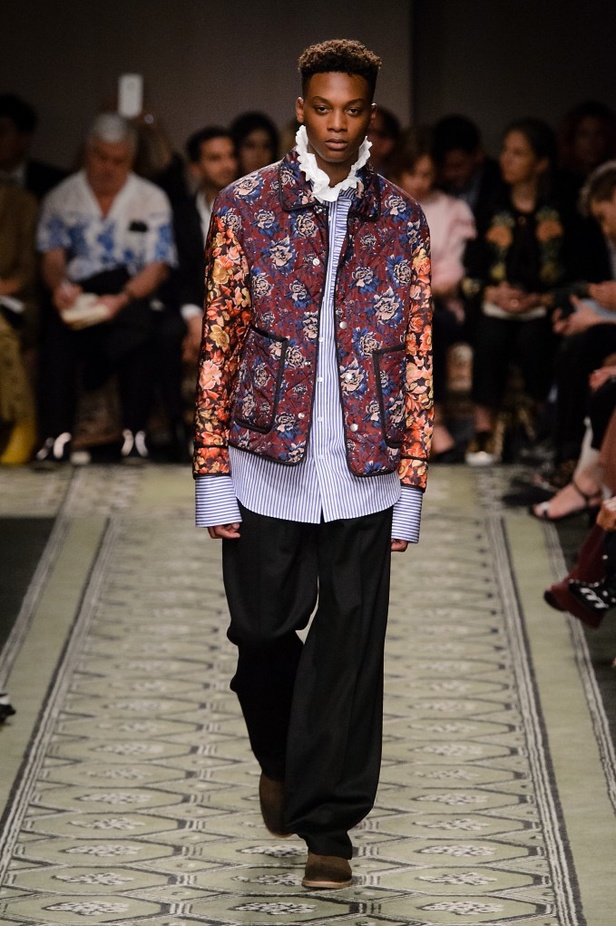 مجموعة “بربري” لموسم خريف وشتاء 2016-2017 من منصة العرض الى الاسواق فورا