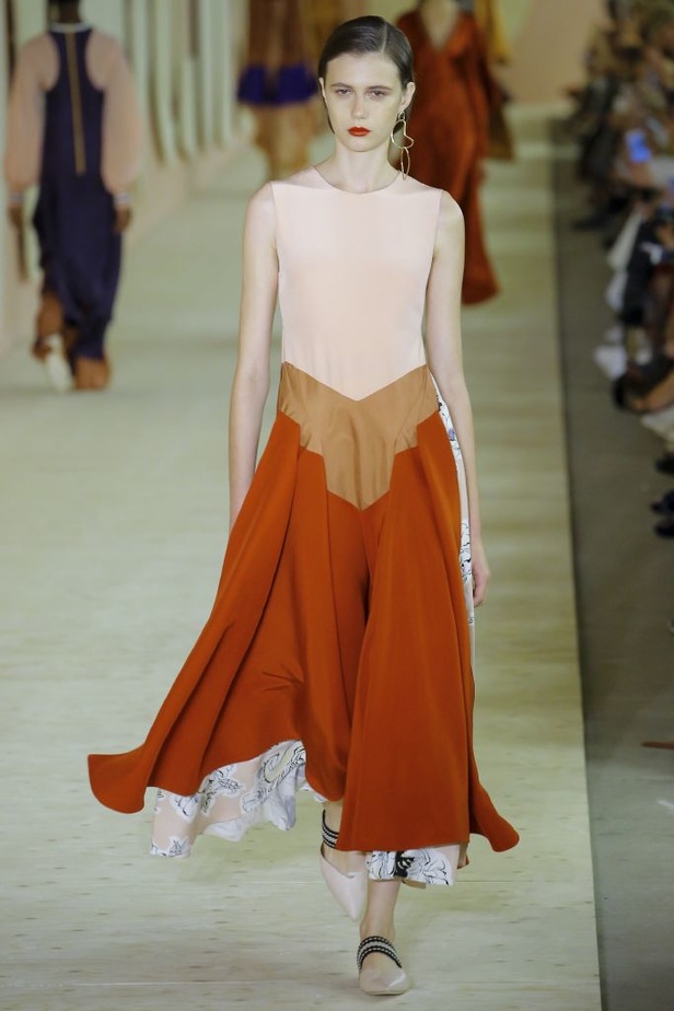 مجموعة Roksanda لربيع وصيف 2017