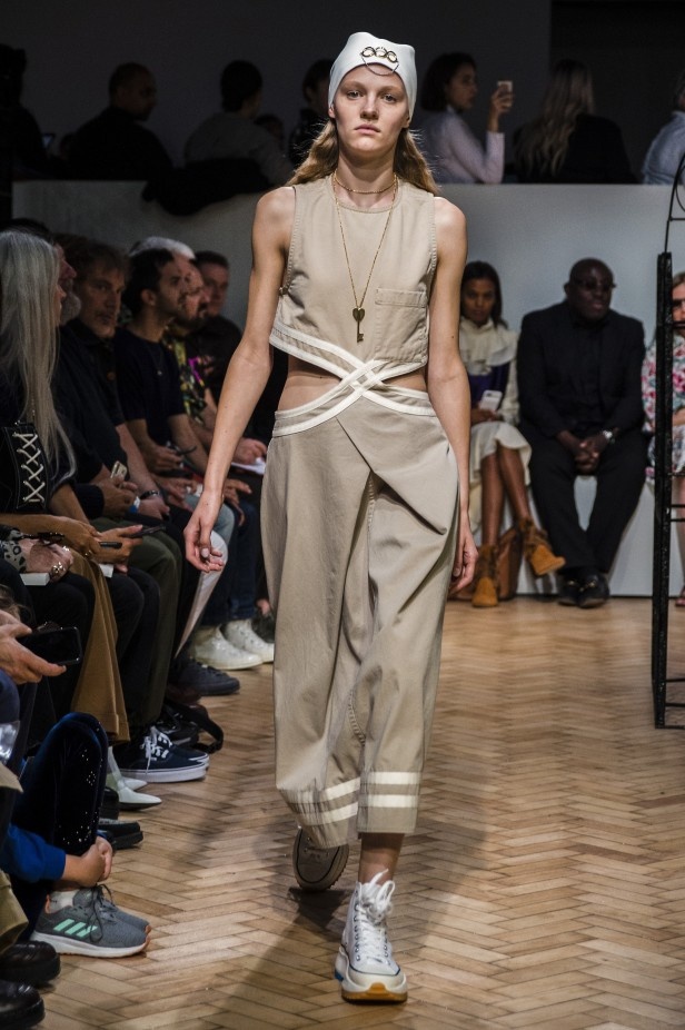 مجموعة جاي دبليو اندرسون لموسم ربيع وصيف 2019